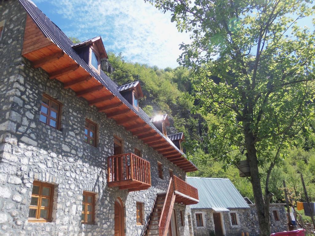 Bujtina Berishta Theth酒店 外观 照片
